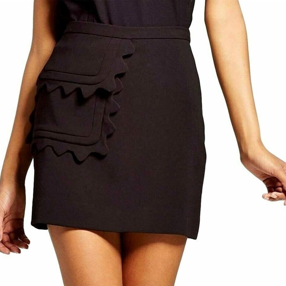NWT‎ Victoria Beckham for target black mini skirt with scalloped pocket size 2x